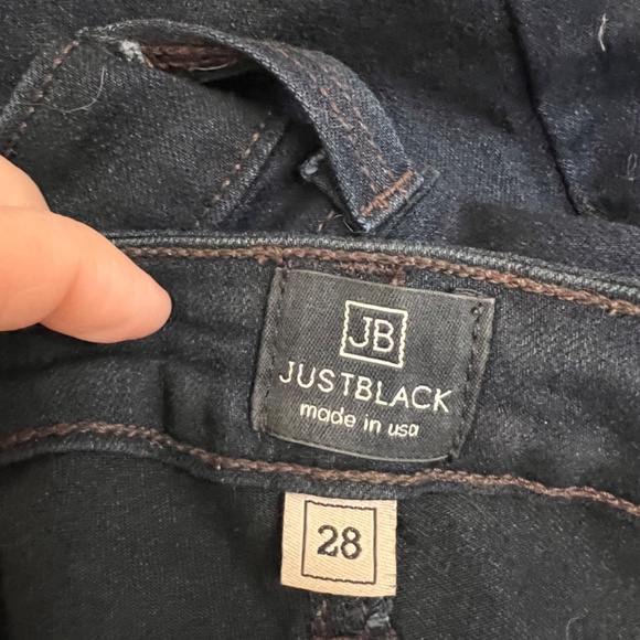 Jeans - Picture 3 of 3